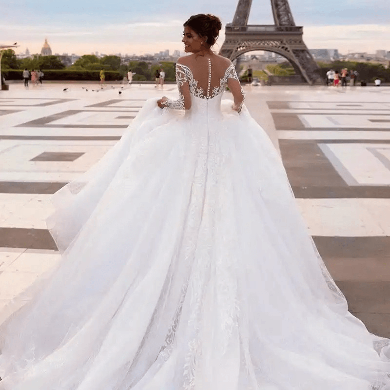 V neck wedding dresses with long sleeve | ball gown wedding dress