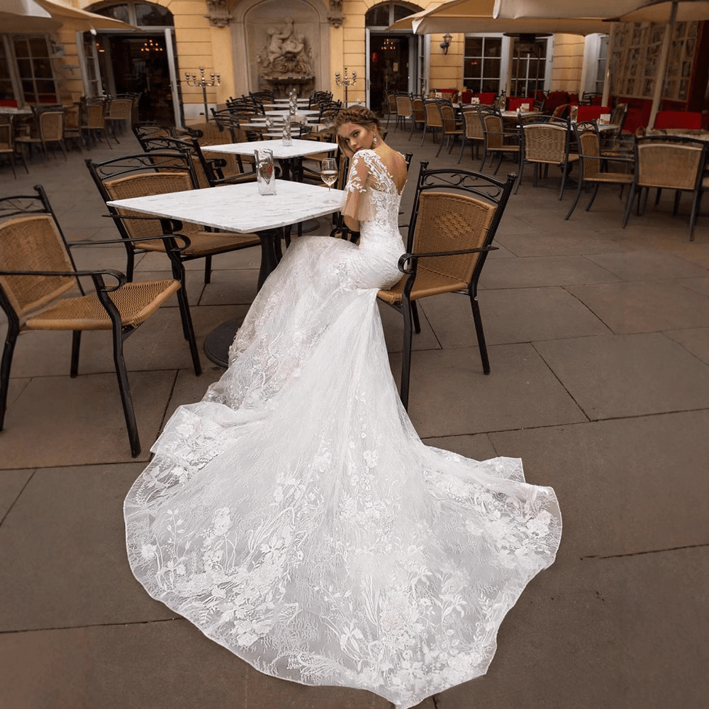 Lace mermaid wedding dress | half sleeves
