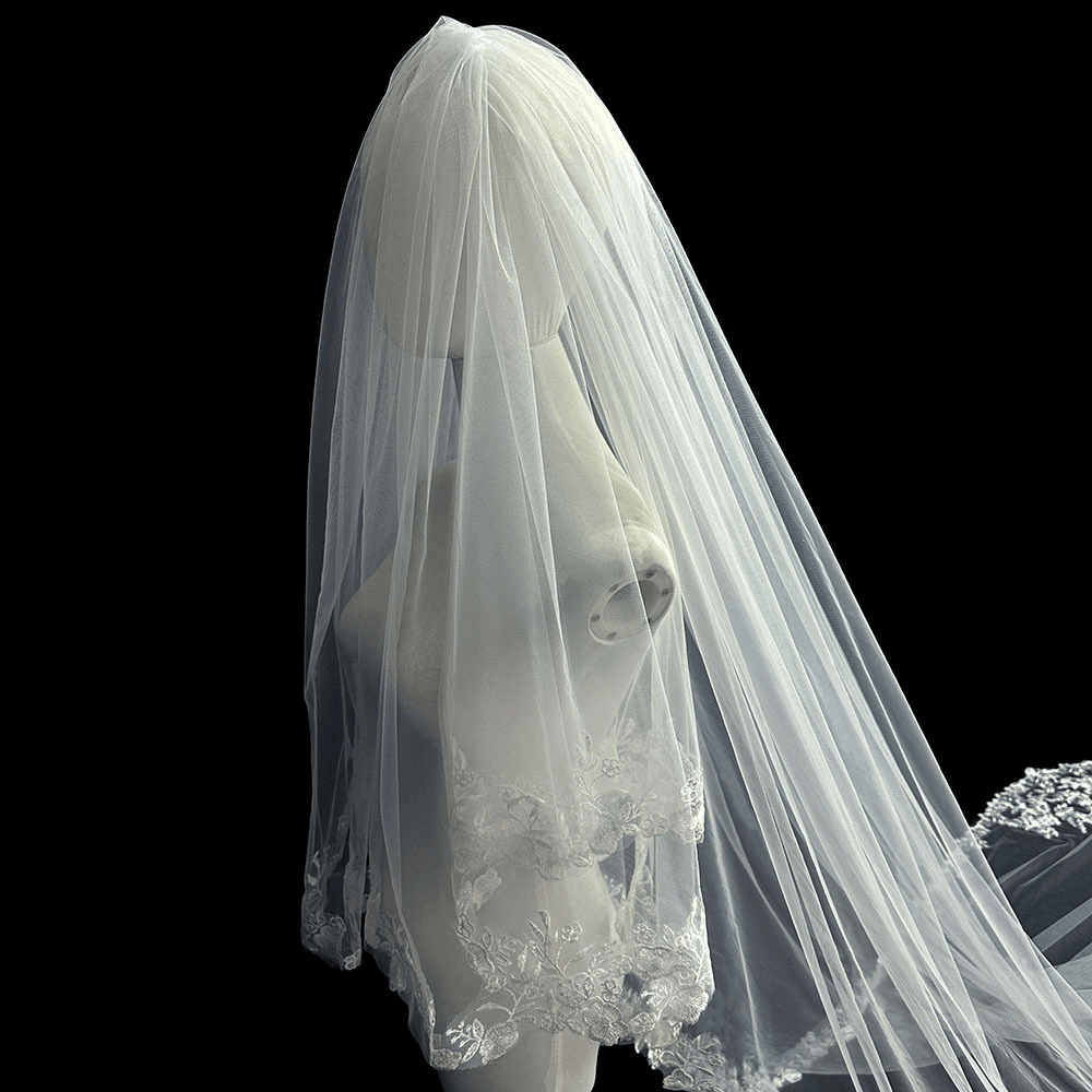 Lace Floral Cathedral Veil | wedding veils