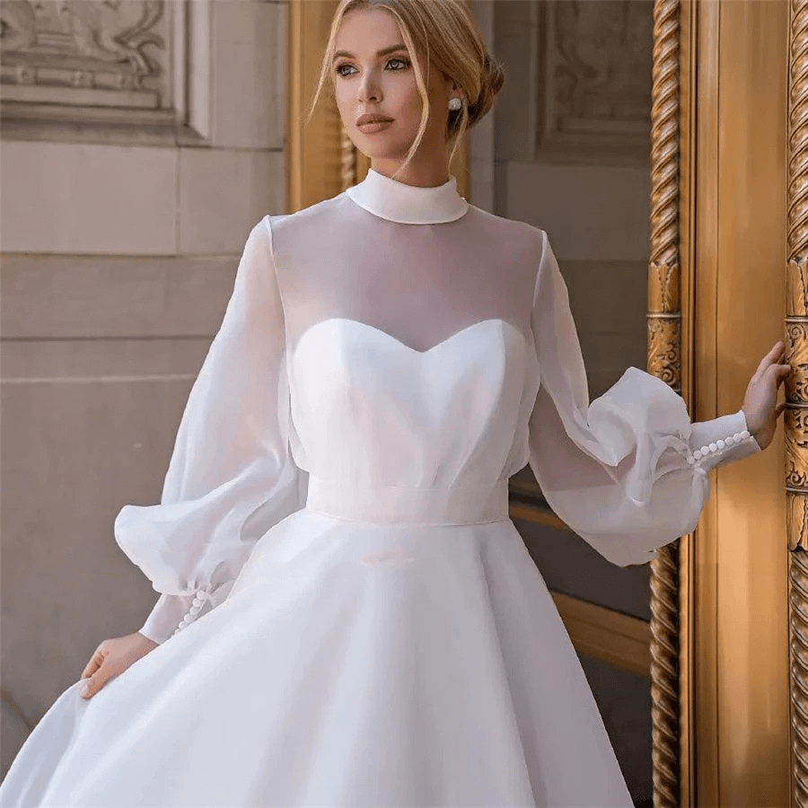 Puff sleeve wedding dress | bow on wedding dress |small train
