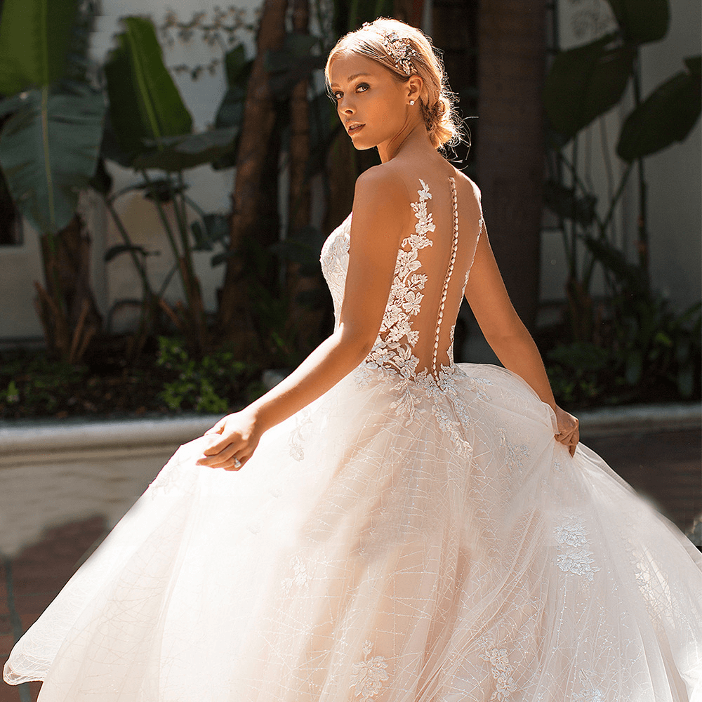 Backless wedding dress with train | Ball gown wedding dress