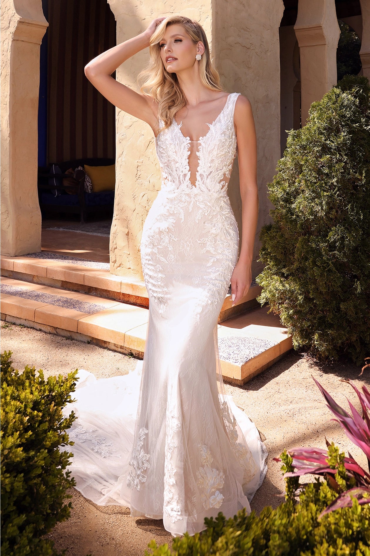 2026-08 Fitted Lace Mermaid Wedding Dress