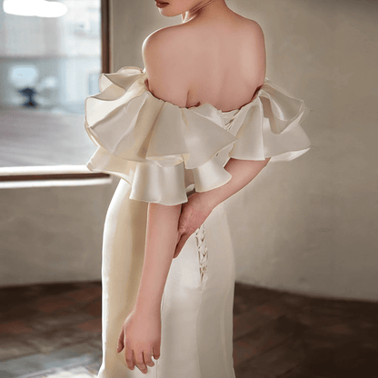 Light satin One-shoulder mermaid wedding dress